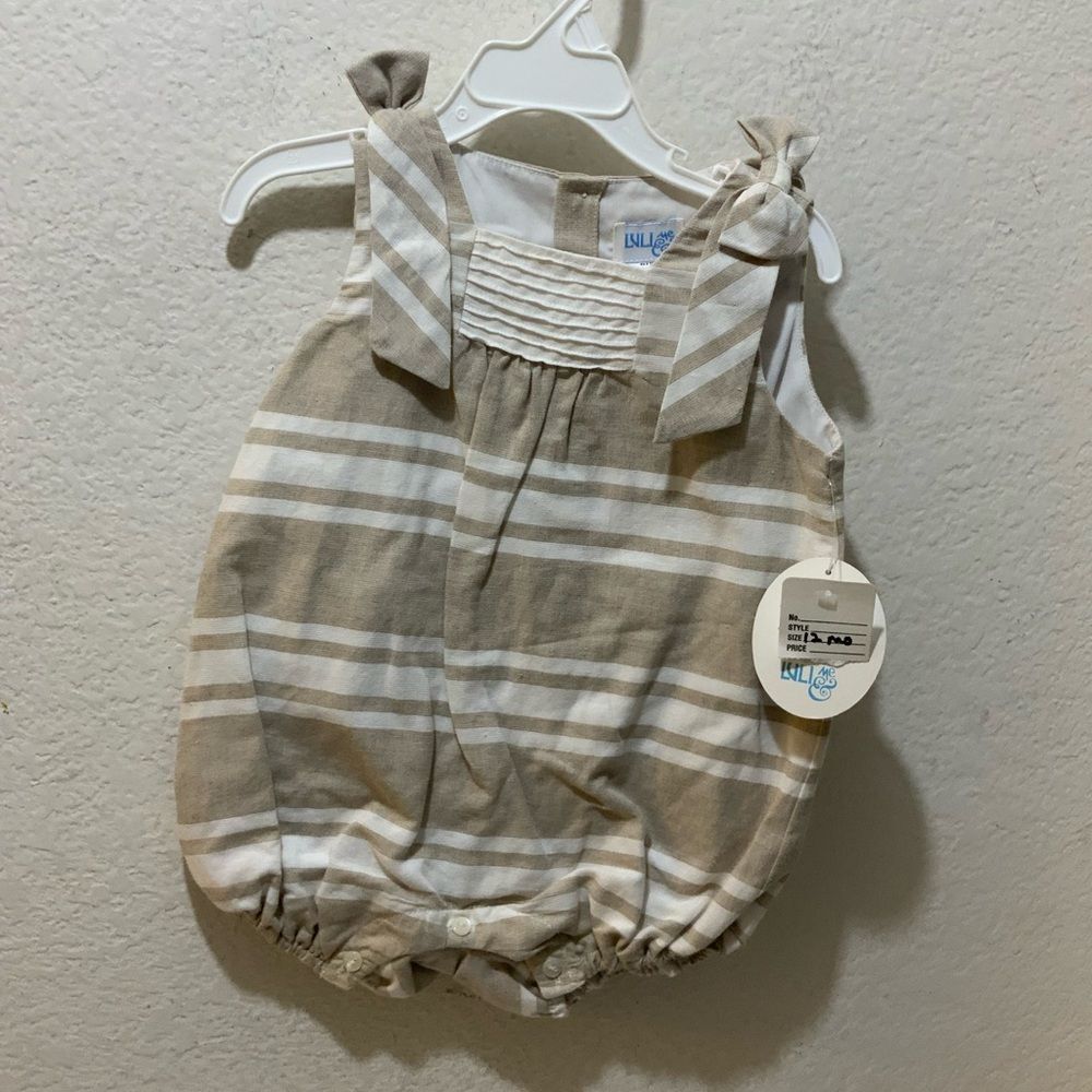 New Luli & Me Baby Girls Linen Stripe Bubble with Bow Shoulders Khaki and White